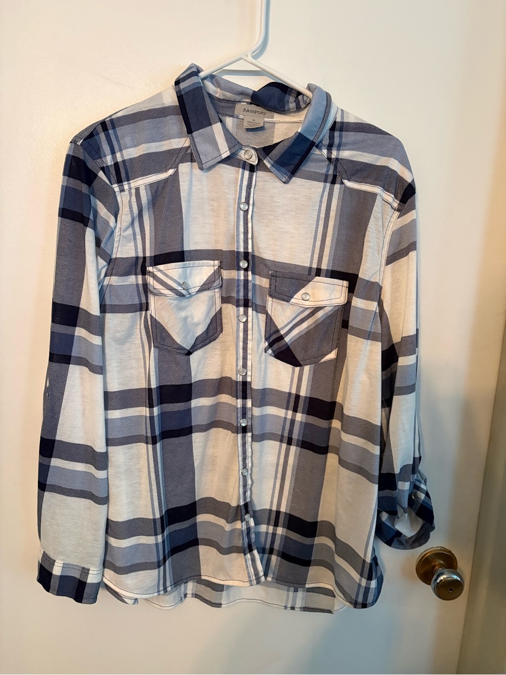 Passport Brand women’s Blue & White Plaid Button-Up Shirt